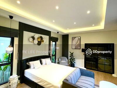 Housing in Ban Ratsada, Thailand Housing in Ban Ratsada, Thailand