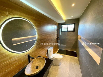 Жилье в Ban Ratsada, Thailand Жилье в Ban Ratsada, Thailand