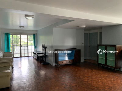 Sammakon Ramkhamhaeng, Bangkok, Thailand Sammakon Ramkhamhaeng, Bangkok, Thailand