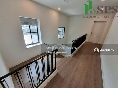 Nantawan Rama 9 New Krungthepkreetha, Bangkok, Thailand Nantawan Rama 9 New Krungthepkreetha, Bangkok, Thailand