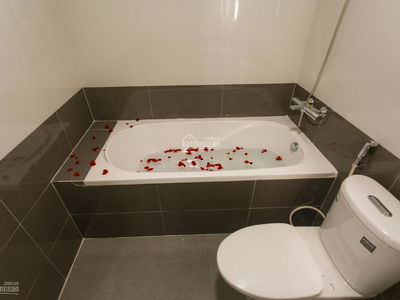 Khuc Thua Du Street, Vietnam Khuc Thua Du Street, Vietnam