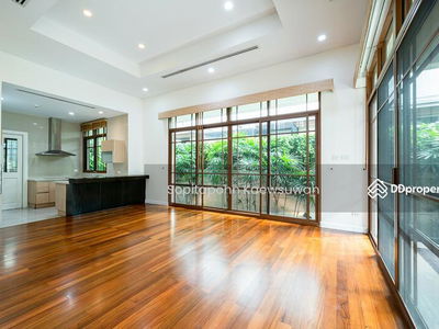 Baan Sansiri Sukhumvit 67, Bangkok, Thailand Baan Sansiri Sukhumvit 67, Bangkok, Thailand