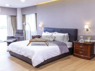 33 Tower, Bangkok, Thailand 33 Tower, Bangkok, Thailand