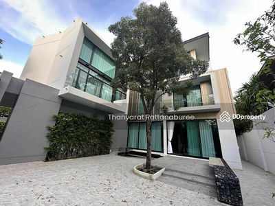 Nantawan Rama 9 Srinakarin, Bangkok, Thailand Nantawan Rama 9 Srinakarin, Bangkok, Thailand