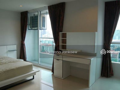 Sukhumvit Living Town, Bangkok, Thailand Sukhumvit Living Town, Bangkok, Thailand