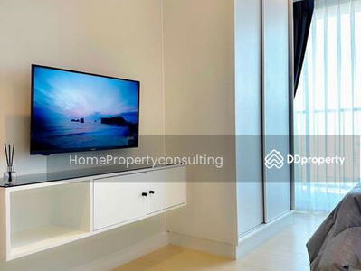 Metro Sky Wutthakat, Bangkok, Thailand Metro Sky Wutthakat, Bangkok, Thailand