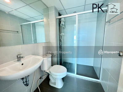 Housing in Ban Ratsada, Thailand Housing in Ban Ratsada, Thailand