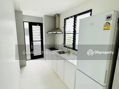 Nantawan Rama 9 Srinakarin, Bangkok, Thailand Nantawan Rama 9 Srinakarin, Bangkok, Thailand