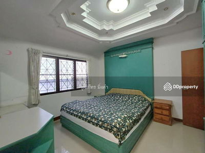 Suthep, Chiang Mai, Thailand Suthep, Chiang Mai, Thailand