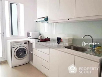 Supalai Elite Phayathai, Bangkok, Thailand Supalai Elite Phayathai, Bangkok, Thailand