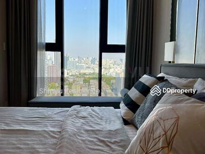 Whizdom Essence, Bangkok, Thailand Whizdom Essence, Bangkok, Thailand