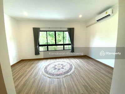 Patio Srinakarin-Rama9, Bangkok, Thailand Patio Srinakarin-Rama9, Bangkok, Thailand