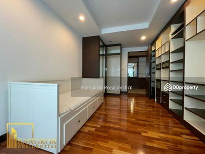 Avenue 61 Condominium, Bangkok, Thailand Avenue 61 Condominium, Bangkok, Thailand