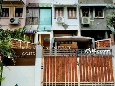 Townhouse for rent, Soi Lasalle 24, Bangkok., Thailand Townhouse for rent, Soi Lasalle 24, Bangkok., Thailand