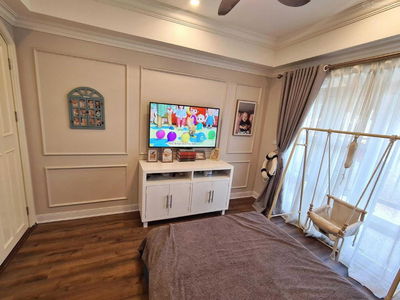 Sunshine Garden, Vietnam  Sunshine Garden, Vietnam