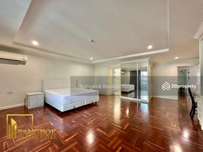 Wattana Heights, Bangkok, Thailand Wattana Heights, Bangkok, Thailand