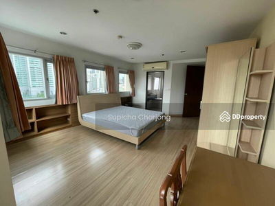 P.W.T. Mansion, Bangkok, Thailand P.W.T. Mansion, Bangkok, Thailand