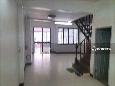 The location is too good and convenient!! 2-story townhouse for rent, just 5 minutes to MRT Si Iam!!, Bangkok, Thailand The location is too good and convenient!! 2-story townhouse for rent, just 5 minutes to MRT Si Iam!!, Bangkok, Thailand