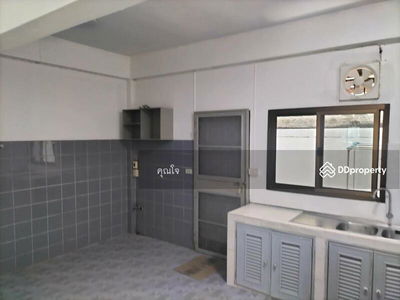 The location is too good and convenient!! 2-story townhouse for rent, just 5 minutes to MRT Si Iam!!, Bangkok, Thailand The location is too good and convenient!! 2-story townhouse for rent, just 5 minutes to MRT Si Iam!!, Bangkok, Thailand