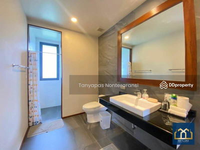 Luxurious Contemporary Big Garden 5 Bedrooms Private Pool Villa for Rent, Phuket, Thailand Luxurious Contemporary Big Garden 5 Bedrooms Private Pool Villa for Rent, Phuket, Thailand