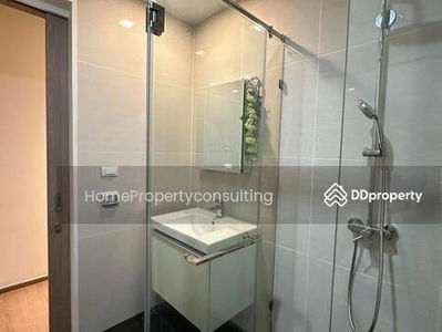 Park Origin Phrom Phong, Bangkok, Thailand Park Origin Phrom Phong, Bangkok, Thailand