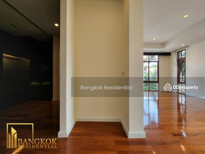 Baan Sansiri Sukhumvit 67, Bangkok, Thailand Baan Sansiri Sukhumvit 67, Bangkok, Thailand