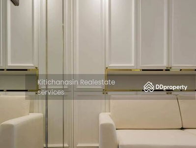 Lyss Ratchayothin, Bangkok, Thailand Lyss Ratchayothin, Bangkok, Thailand