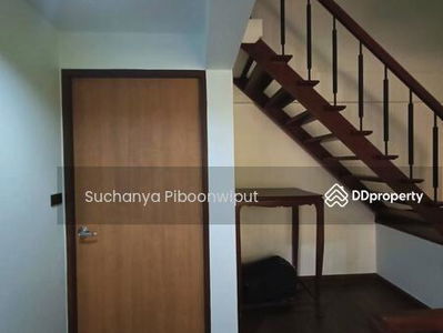 House For Rent : Ekamai 12 Open For Home office, Bangkok, Thailand House For Rent : Ekamai 12 Open For Home office, Bangkok, Thailand