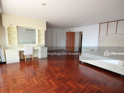 Dera Mansion, Bangkok, Thailand Dera Mansion, Bangkok, Thailand