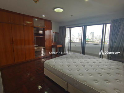 Richmond Palace, Bangkok, Thailand Richmond Palace, Bangkok, Thailand