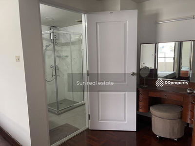 Park Pavilion, Bangkok, Thailand Park Pavilion, Bangkok, Thailand