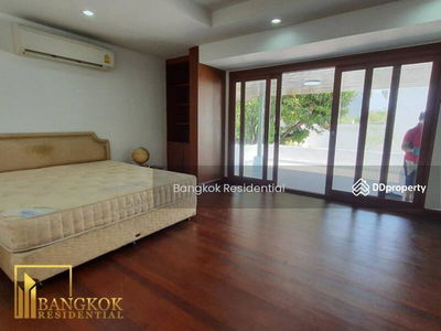 Single House in Compound, Bangkok, Thailand Single House in Compound, Bangkok, Thailand