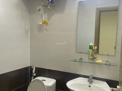 Lach Tray Street, Vietnam Lach Tray Street, Vietnam