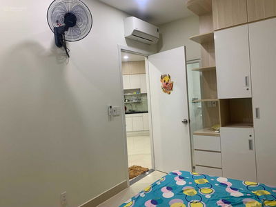 Topaz Elite, Vietnam Topaz Elite, Vietnam