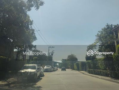 Bless Town Srinakarin - Namdang, Samut Prakan, Thailand Bless Town Srinakarin - Namdang, Samut Prakan, Thailand