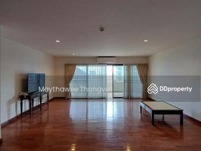 Tower Park, Bangkok, Thailand Tower Park, Bangkok, Thailand