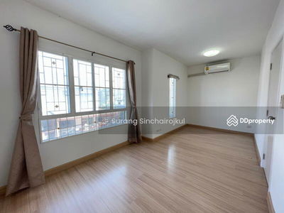 Pruksa ville 56, Nakhon Pathom, Thailand Pruksa ville 56, Nakhon Pathom, Thailand