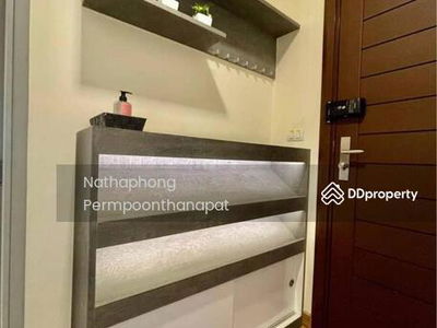 Thru Thonglor, Bangkok, Thailand Thru Thonglor, Bangkok, Thailand