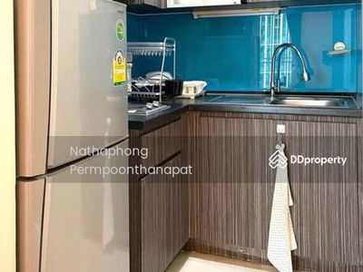 Thru Thonglor, Bangkok, Thailand Thru Thonglor, Bangkok, Thailand