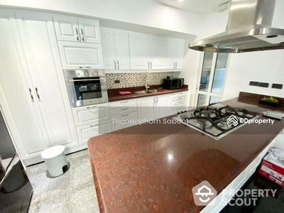 The Scenevanar (Baan Mae 9), Chon Buri, Thailand The Scenevanar (Baan Mae 9), Chon Buri, Thailand