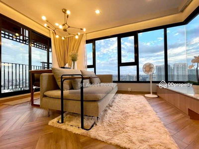 Life Ladprao Valley, Bangkok, Thailand Life Ladprao Valley, Bangkok, Thailand