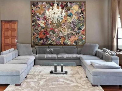 Srinakarin Pool, Bangkok, Thailand Srinakarin Pool, Bangkok, Thailand