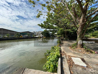 Land for rent, large plot, Bangkok, Thailand Land for rent, large plot, Bangkok, Thailand