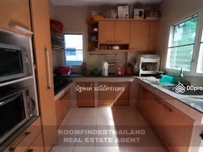 Setthasiri Wongwaen-Sukhaphiban 2, Bangkok, Thailand Setthasiri Wongwaen-Sukhaphiban 2, Bangkok, Thailand