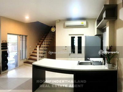 Setthasiri Wongwaen-Sukhaphiban 2, Bangkok, Thailand Setthasiri Wongwaen-Sukhaphiban 2, Bangkok, Thailand