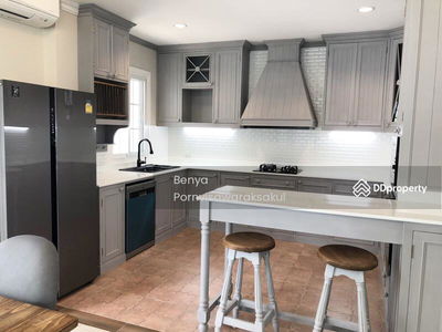 Spacious 4-Br House in Bang Na Nuea, Bangkok, Thailand Spacious 4-Br House in Bang Na Nuea, Bangkok, Thailand