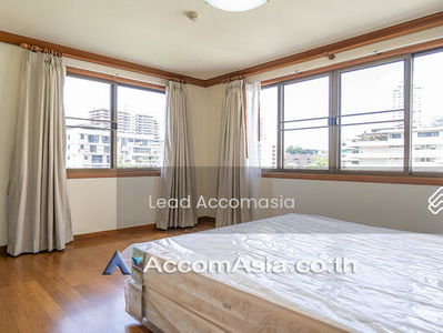 4 Bedrooms Apartment for Rent in Sukhumvit, Bangkok near BTS Asok - MRT Sukhumvit at Simply Style, Bangkok, Thailand 4 Bedrooms Apartment for Rent in Sukhumvit, Bangkok near BTS Asok - MRT Sukhumvit at Simply Style, Bangkok, Thailand