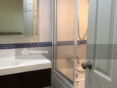 Life @ Sukhumvit 65, Bangkok, Thailand Life @ Sukhumvit 65, Bangkok, Thailand