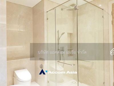 Sindhorn Residence, Bangkok, Thailand Sindhorn Residence, Bangkok, Thailand