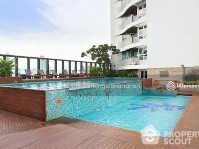 Urbana Langsuan, Bangkok, Thailand Urbana Langsuan, Bangkok, Thailand